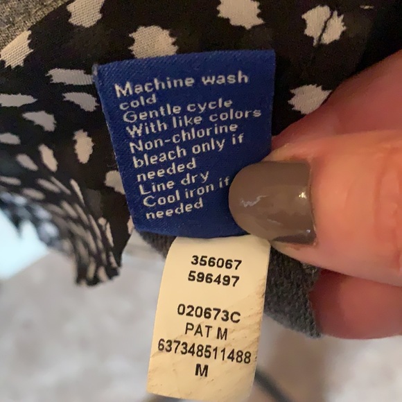 Apt 9 Mock Layer Top M - Picture 6 of 7